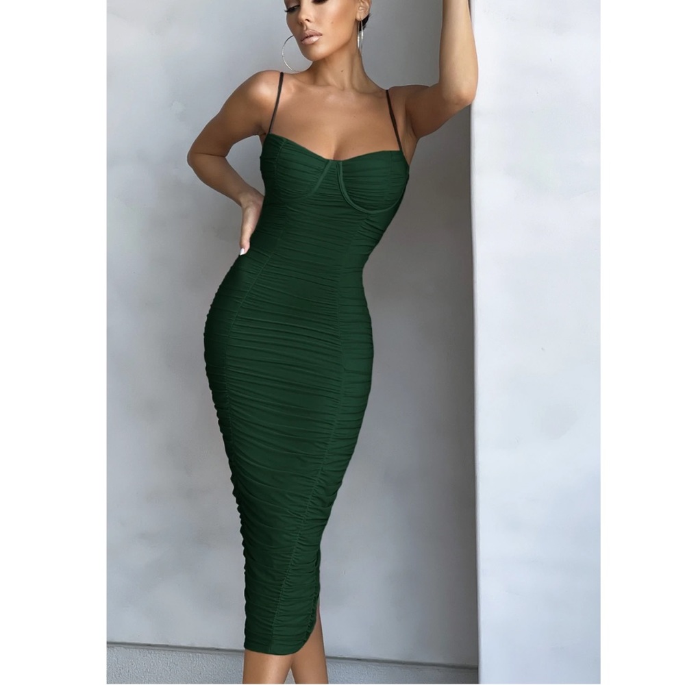 MIDI GREEN DRESS